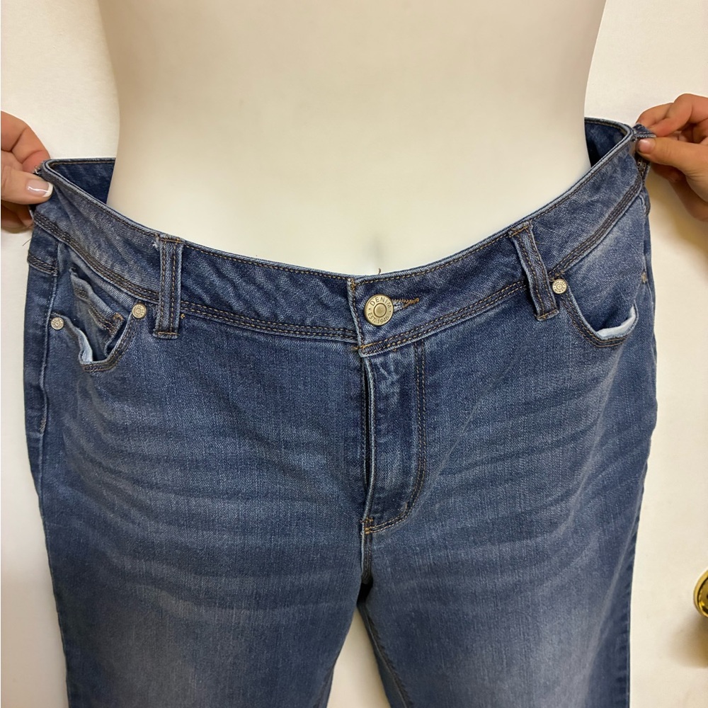 Cato Women's Boyfriend Jeans in Denim Blue